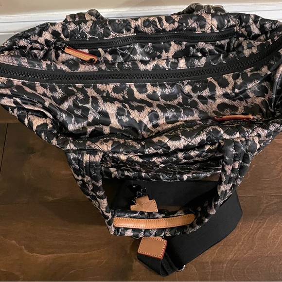 MZ WALLACE METRO QUATRO TOTE QUILTED BAG NWOT - Picture 4 of 14